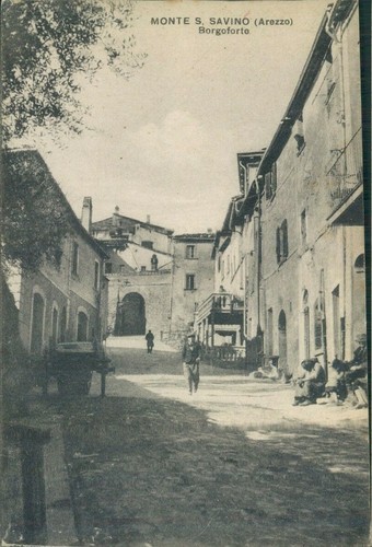 Monte san savino strada - monte,